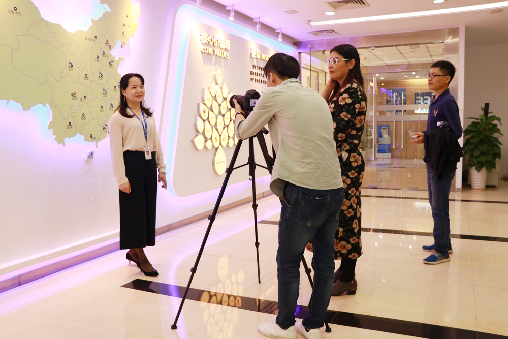 1512293408950093.jpg 2 深化校企合作 培養人才共贏.jpg